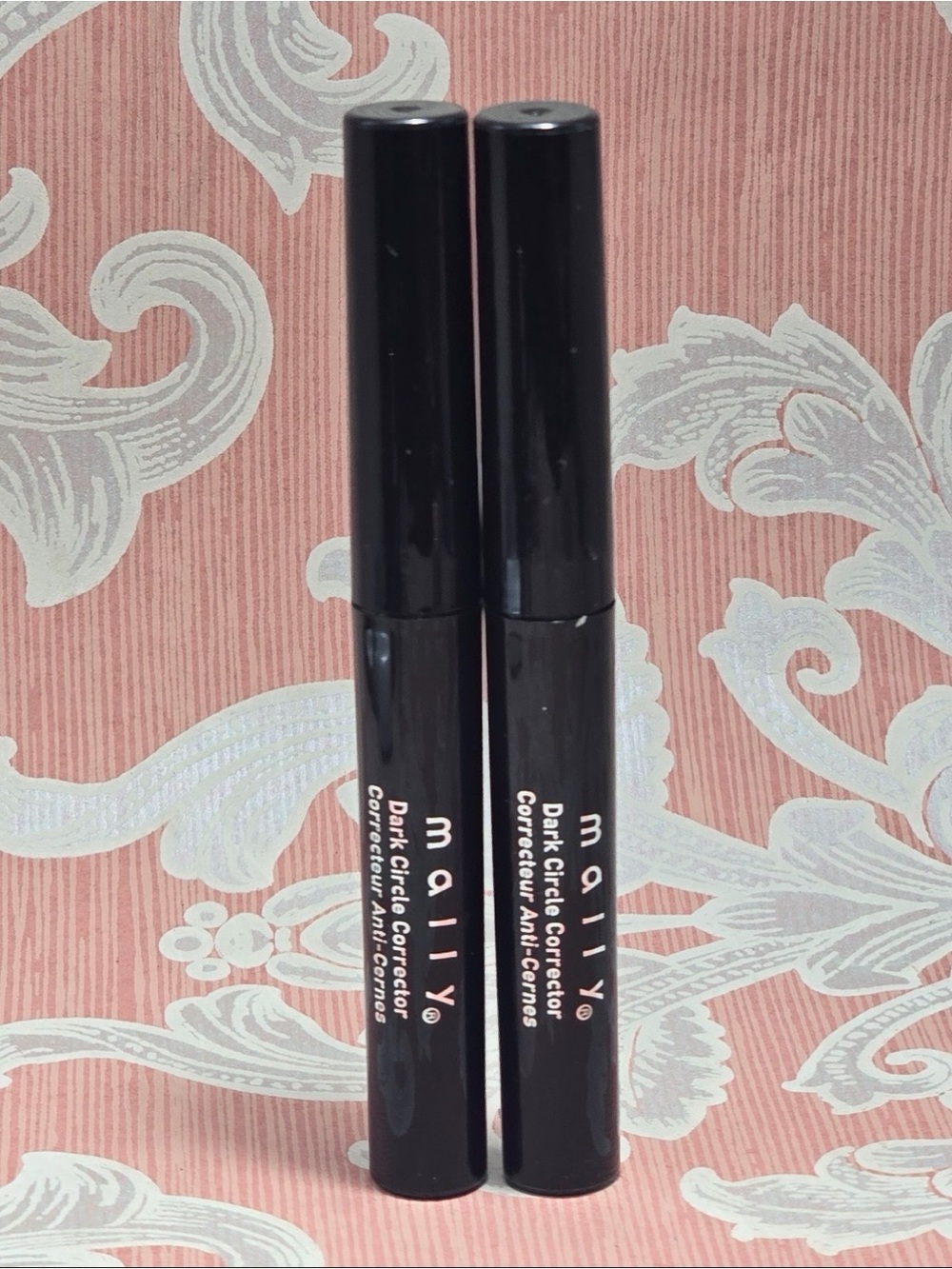 4 MALLY dark circle corrector MALLY green eye shadow,MALLY lip color,Nude pencil - Picture 8 of 15
